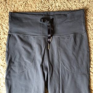 Lululemon high waisted crops